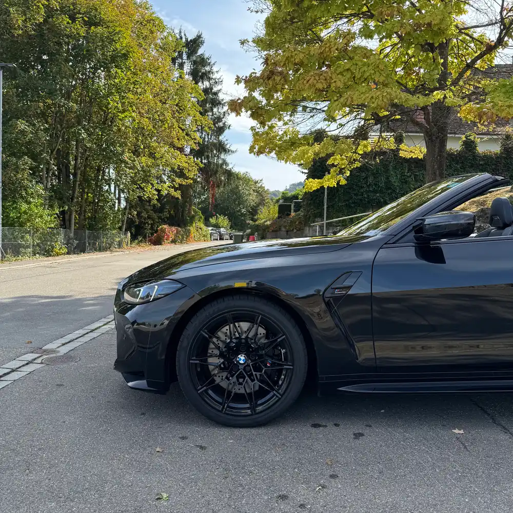 BMW M4 Competition M xDrive Cabrio — Vorschau 5
